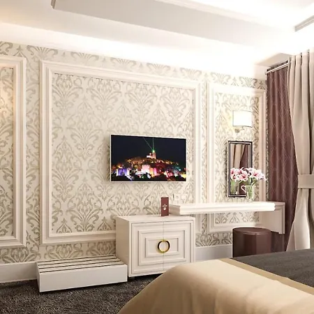 Hotel Boutique And Tsarevets Veliko Tŭrnovo