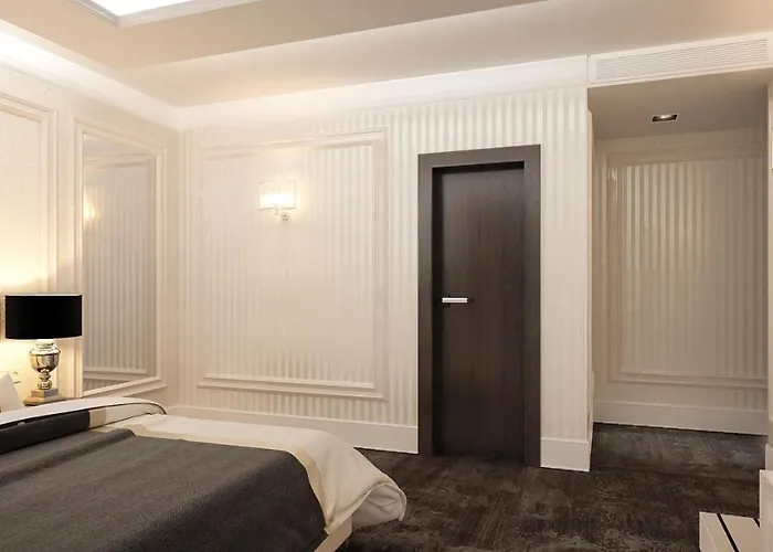 Boutique And Tsarevets Veliko Tŭrnovo